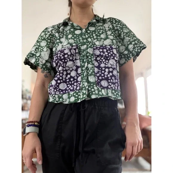 HicKey Lagos Green Batik Bubble Print Cropped Button Up Shirt Purple Pockets XL - Picture 3 of 5